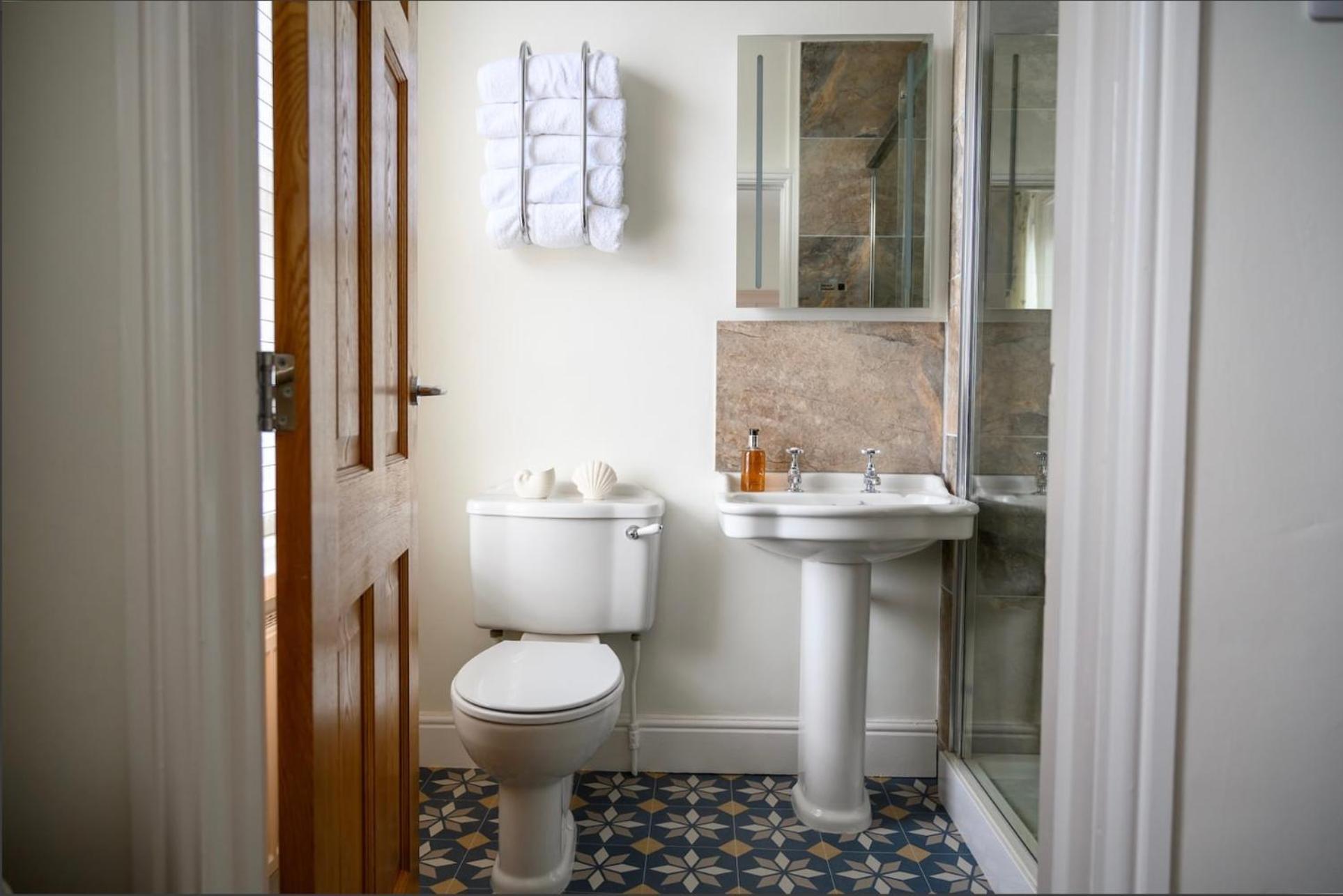Coast Guest House ウィットビー エクステリア 写真